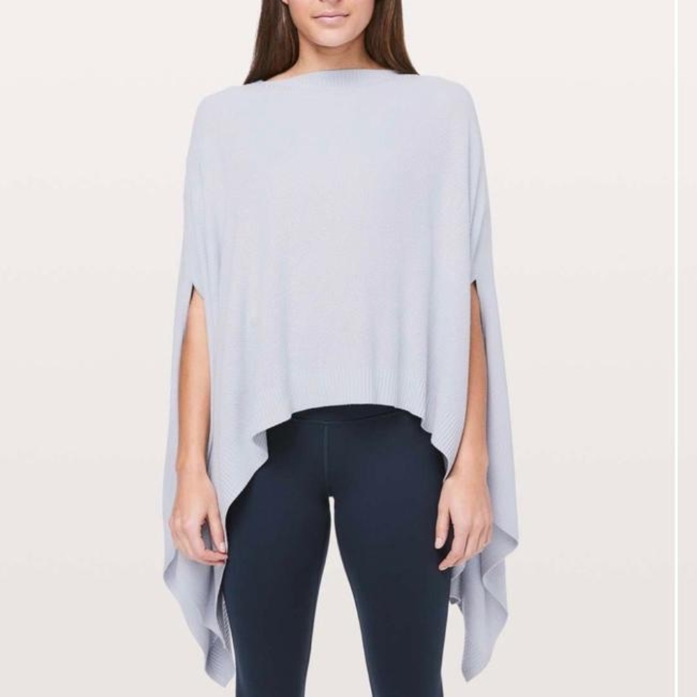 Lululemon Forward Flow Sweater in Silver Fox